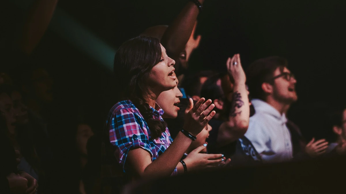 Worship at Butler Church of the Nazarene Church in Butler, IN